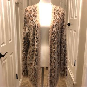 Divided H&M fuzzy leopard print cardigan size M